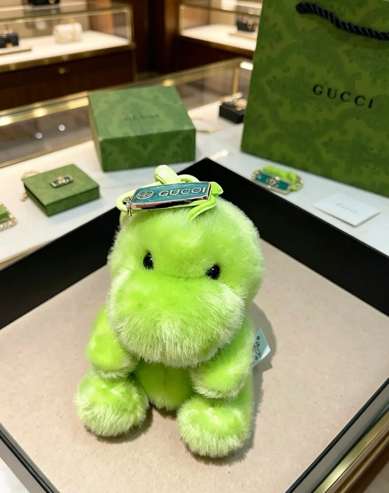 Gucci Green Blue Plush Fuzzy Animal Light Handbag 8