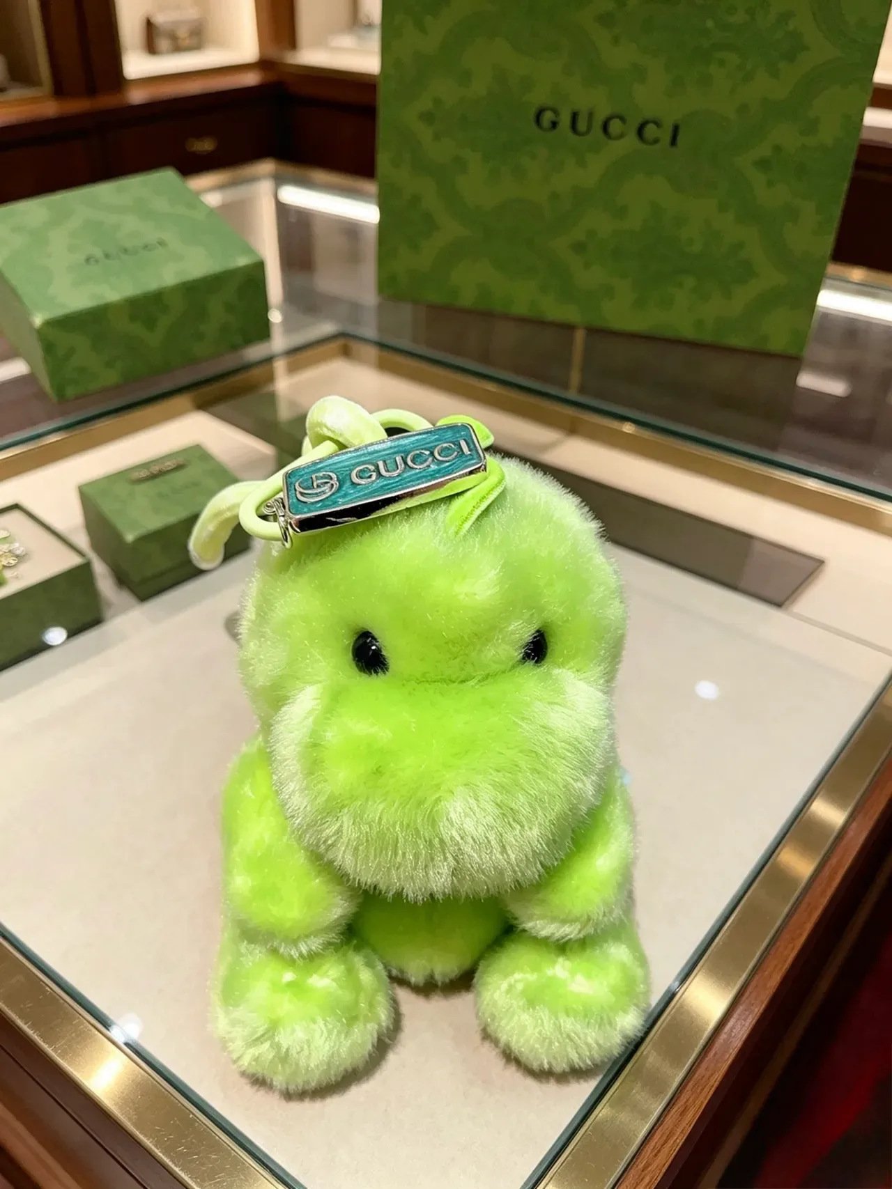 Gucci Green Blue Plush Fuzzy Animal Light Handbag 9