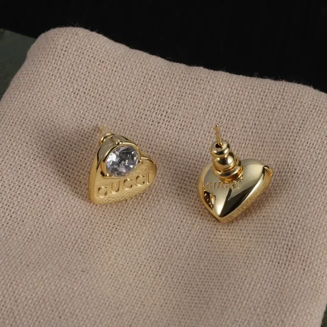 Gucci Heart-Shaped Crystal Stud Earrings 3
