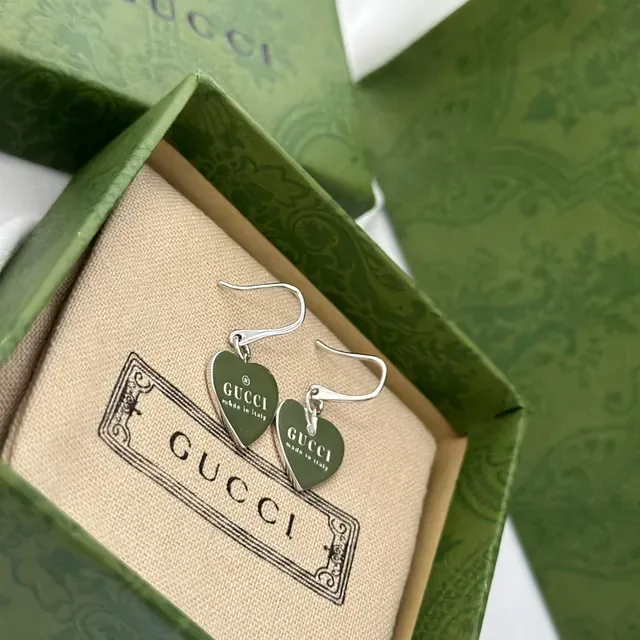 Gucci Heart-Shaped Drop Silver Beige Earrings 4