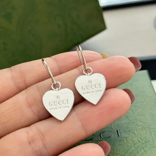 Gucci Heart-Shaped Drop Silver Beige Earrings 8