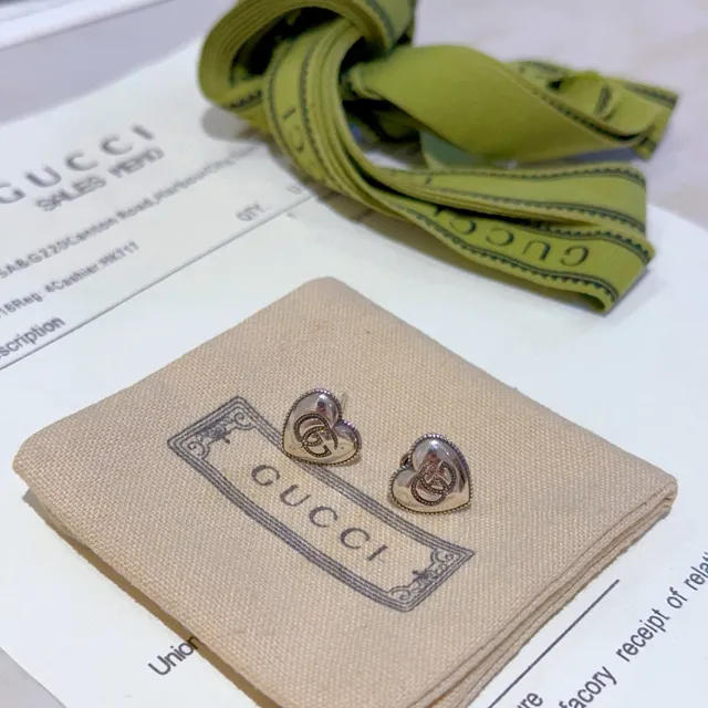Gucci Heart-Shaped Interlocking GG Stud Earrings 4