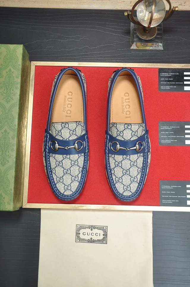 Gucci Horsebit 1955 Beige and Navy Loafers 2