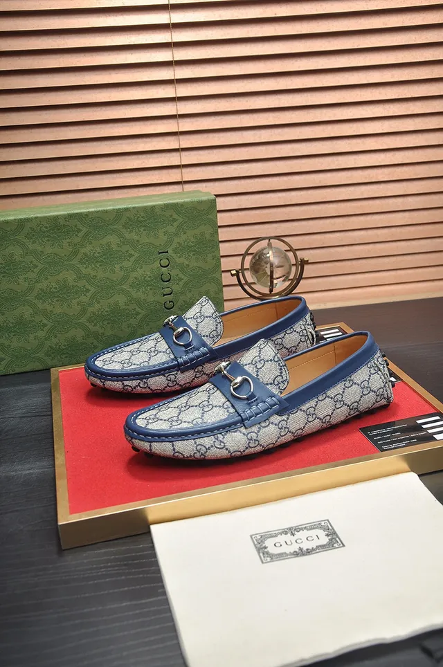 Gucci Horsebit 1955 Beige and Navy Loafers 3