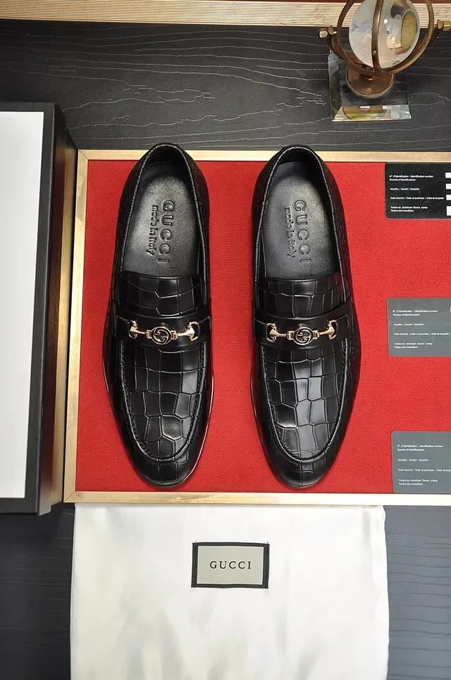 Gucci Horsebit 1955 Crocodile-Embossed Black Loafers 5