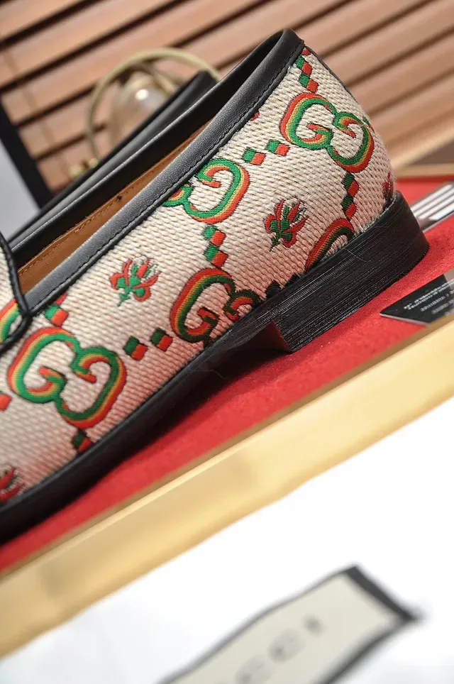 Gucci Horsebit 1955 GG Monogram Beige Loafers 2