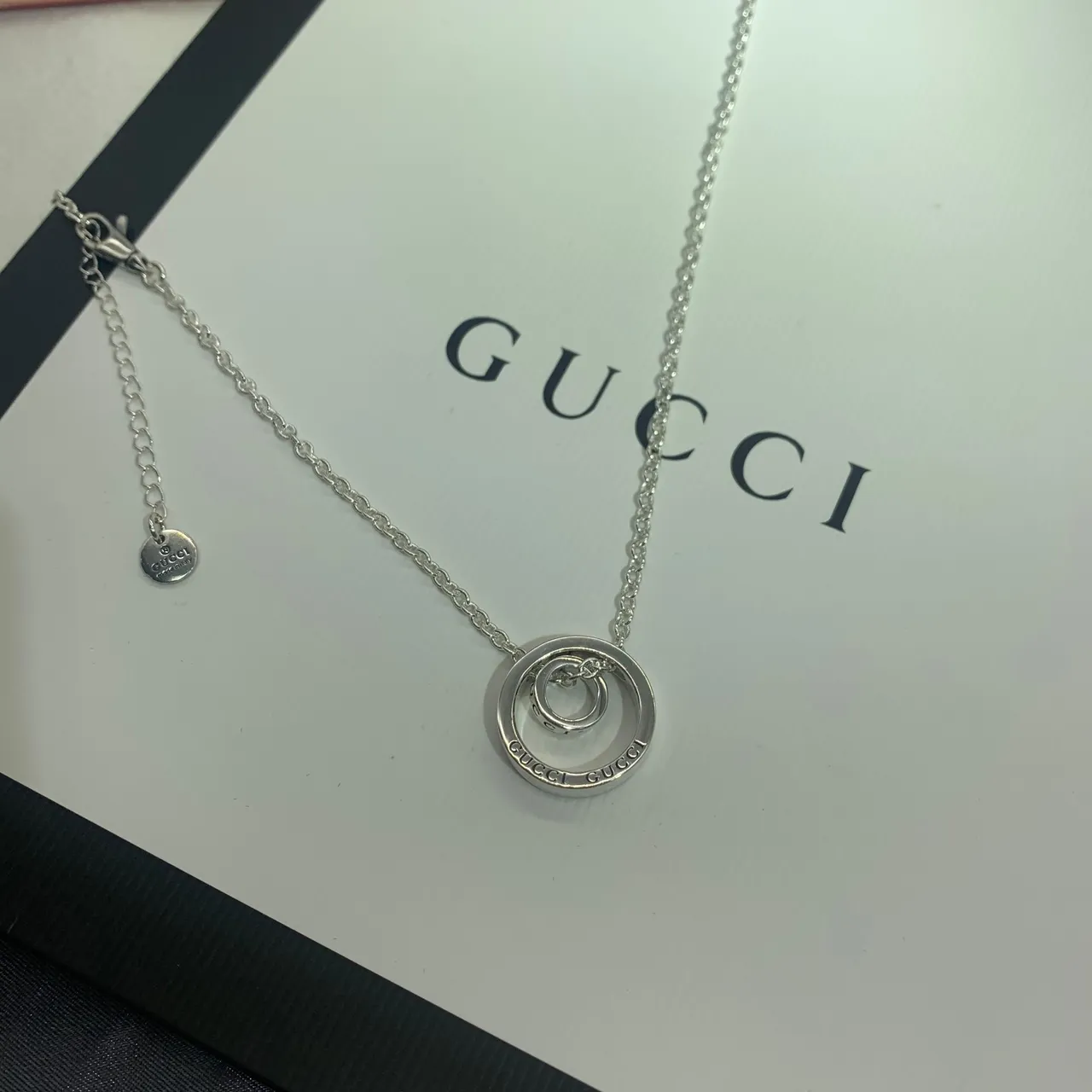 Gucci Interlocking G Circular Pendant Silver Necklace 7