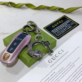 Gucci Interlocking G Crescent Moon Keychain Jewelry