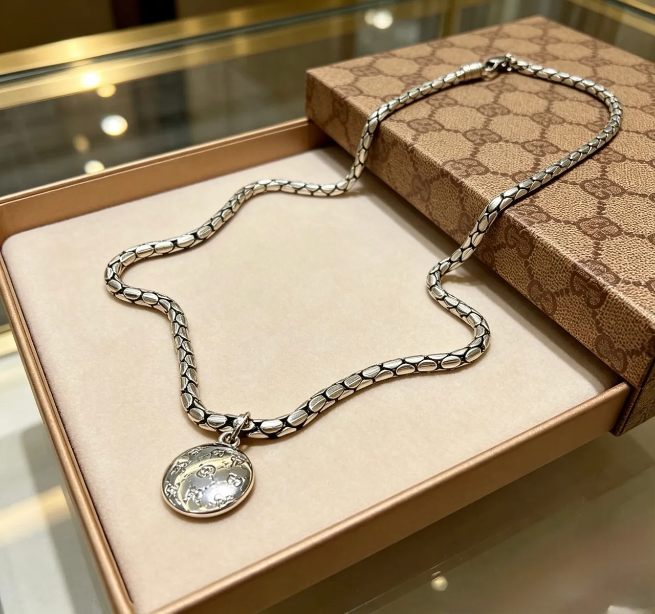 Gucci Interlocking G Oval Pendant Silver Chain Necklace 3
