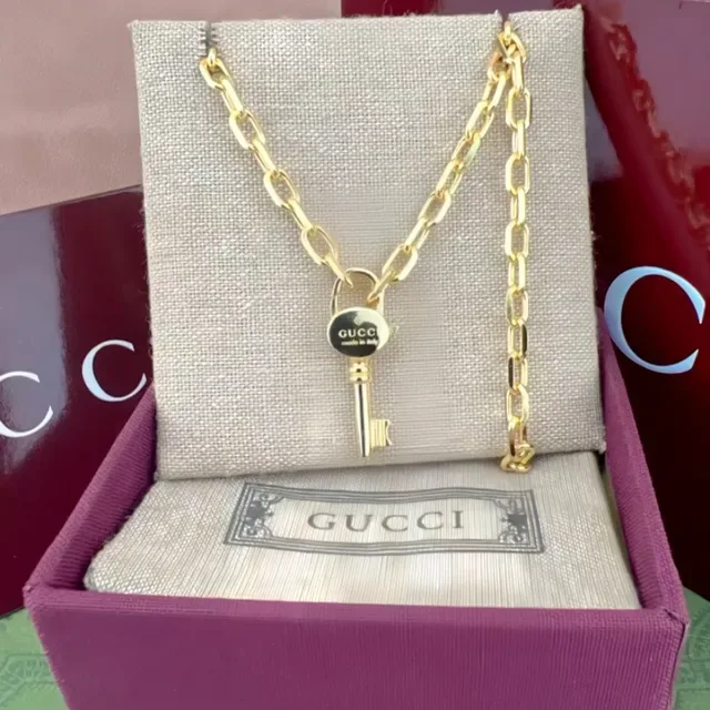Gucci Key Bracelet Silver-Toned Curb Chain Bracelet 6