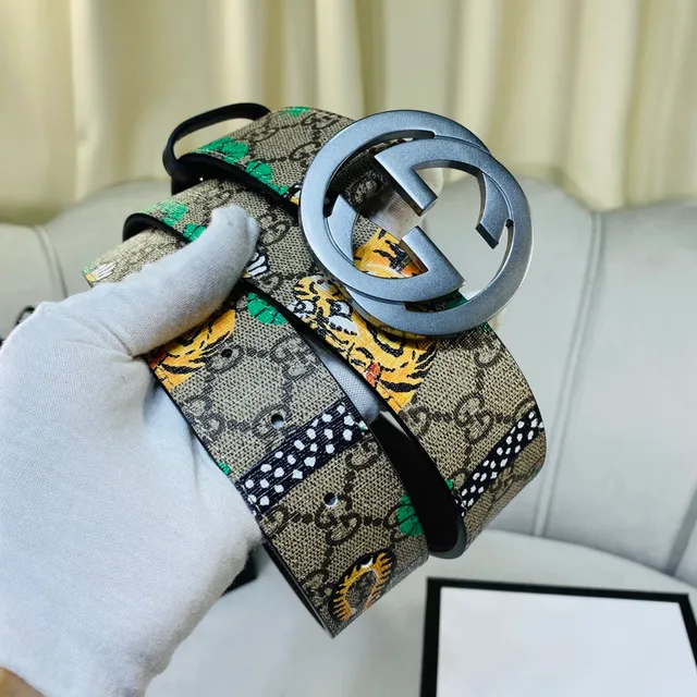 Gucci Ophidia GG Monogram Ceinture en cuir avec motif tigre et serpent 5