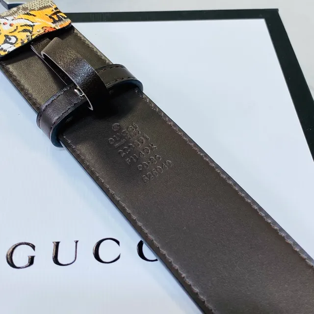 Gucci Ophidia GG Monogram Ceinture en cuir avec motif tigre et serpent 8