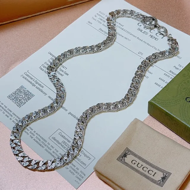 Gucci Ornate Curb-Link Interlocking G Logo Necklace 3