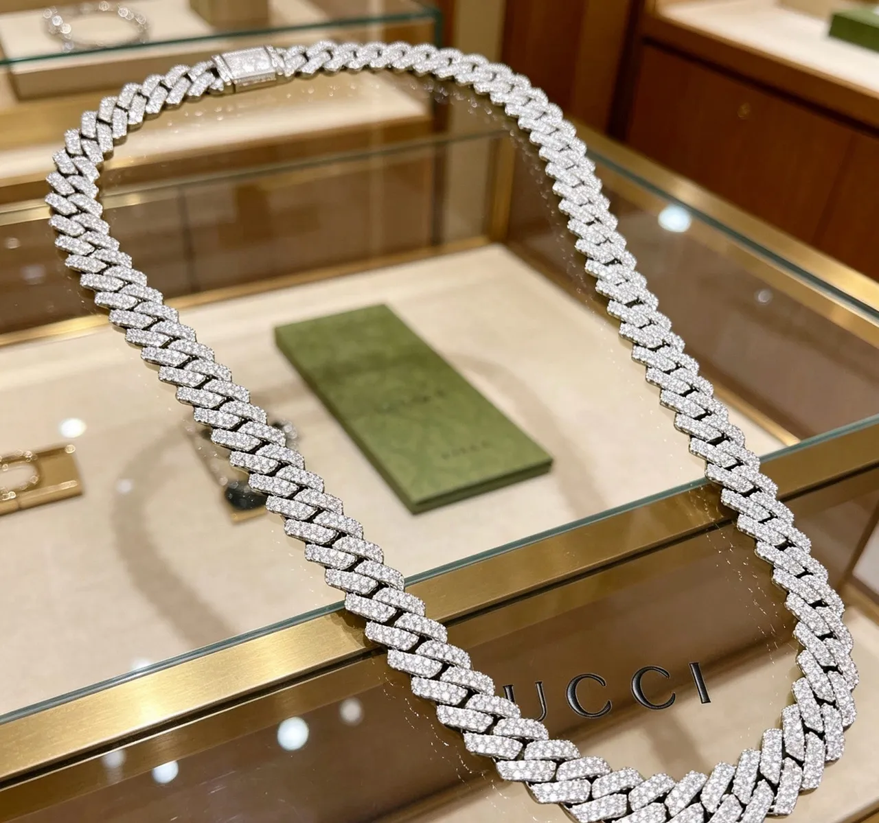 Gucci Pavé-Diamond Curb-Link Chain Colar 4