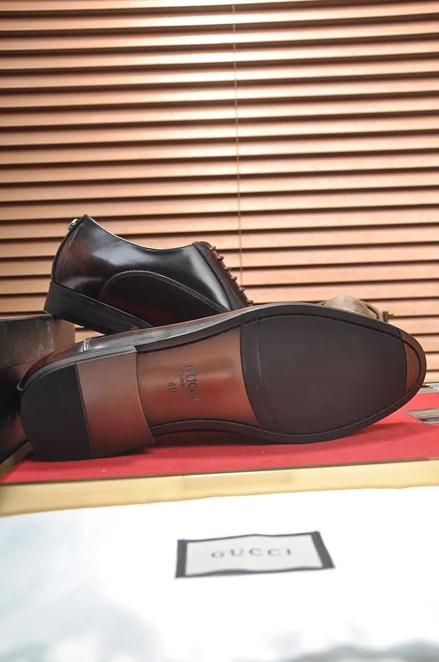 Gucci Sapatos Oxford de Couro Polido Marrom com Bico de Cap 3