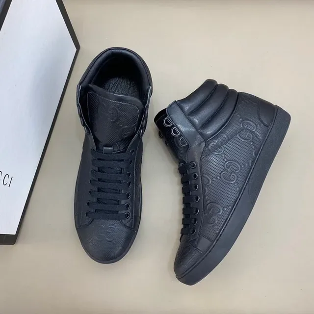 Gucci Screener Tênis lifestyle pretos embossados GG Monograma 8