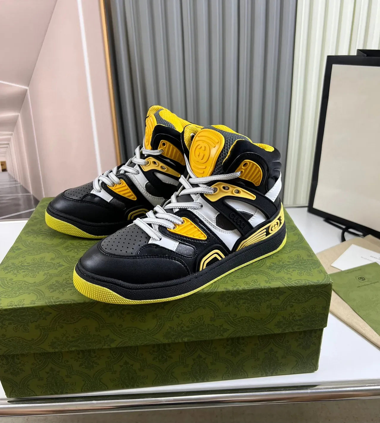Gucci Screener High-Top Noir Jaune Blanc Chaussures Lifestyle 8