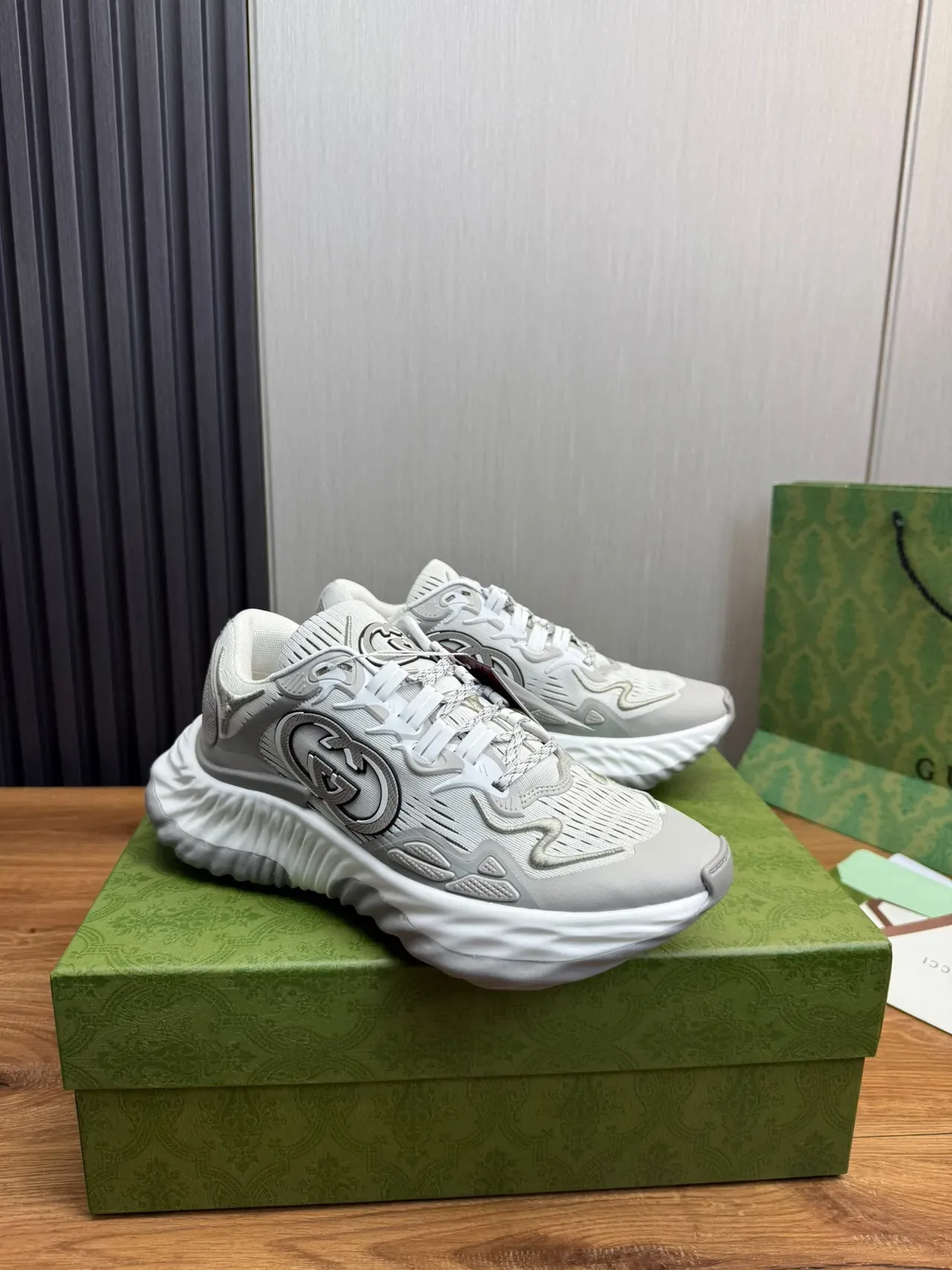 Gucci Screener Light Gray Lifestyle Sneakers 3