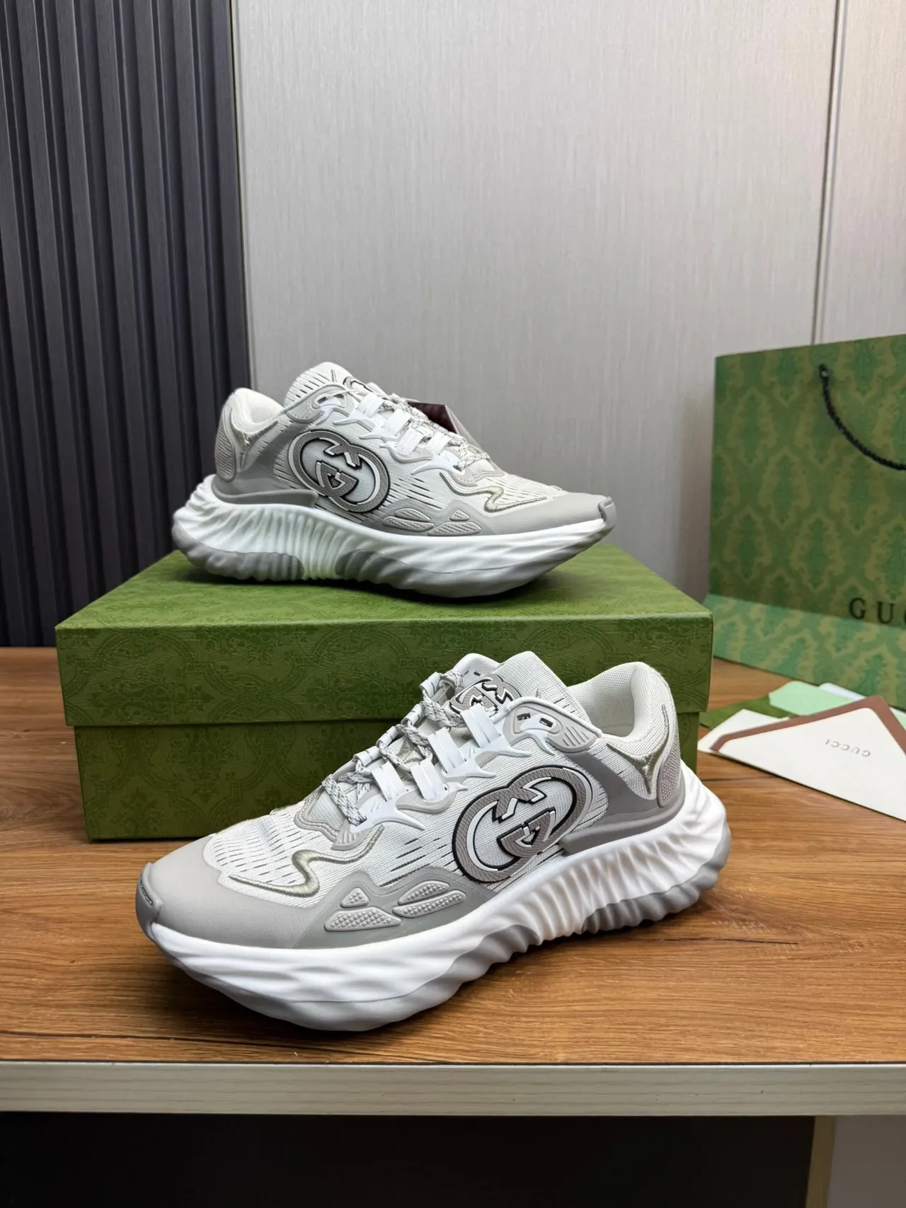 Gucci Screener Light Gray Lifestyle Sneakers 4