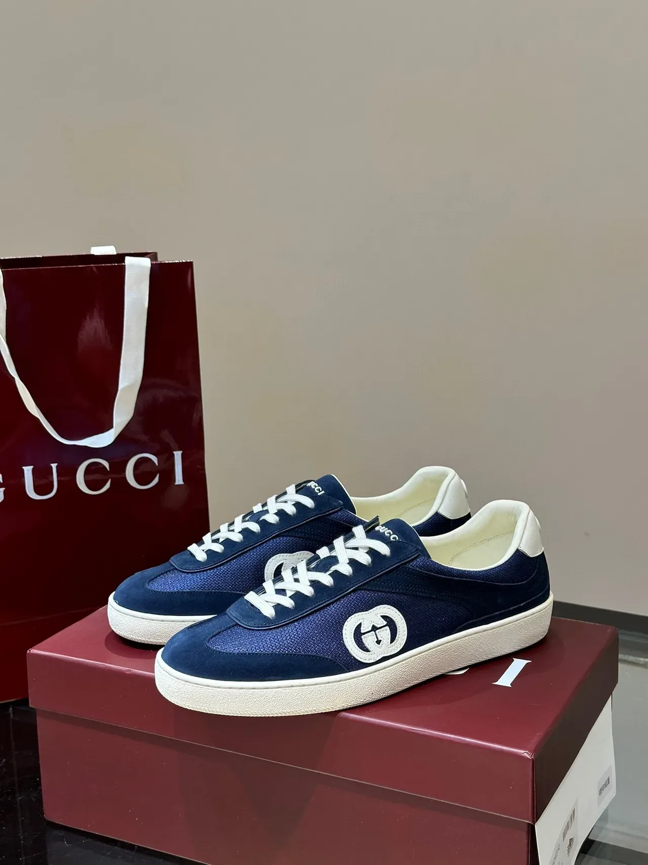 Gucci Screener Navy Blue and White Lifestyle Sneakers 3