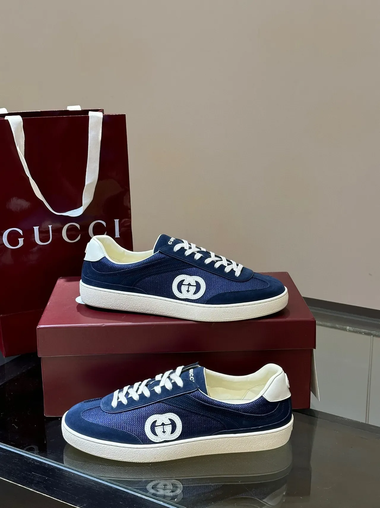 Gucci Screener Navy Blue and White Lifestyle Sneakers 5