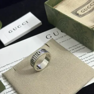 Gucci Screener Silver Beige Wide Band Interlocking G Motif Ring