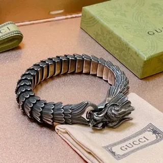 Gucci Silver Articulated Scale-Link Sculpted Dragon Head Clasp Bracelet