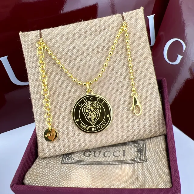 Gucci قلادة سلاسل كرات فضية سوداء مدالية دائرية 5