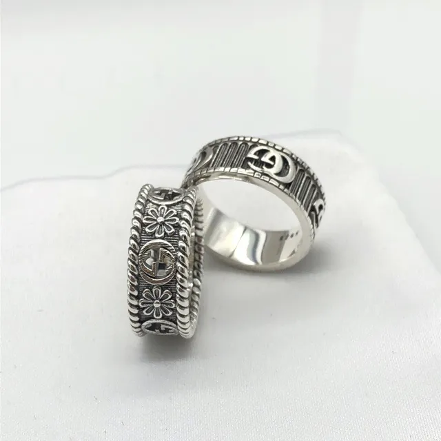 Gucci Silver Black Engraved Interlocking G Logo Oxidized Detailing Ring 3