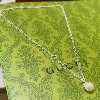 Gucci Silver Chain Single Pearl Pendant Necklace