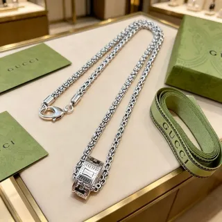 Gucci Silver Green Byzantine-Link Chain Rectangular Engraved Pendant Necklace