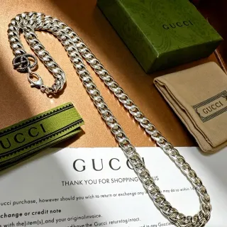 Gucci Silver Green Twisted Curb-Link Chain Double-G-Inspired Toggle Necklace