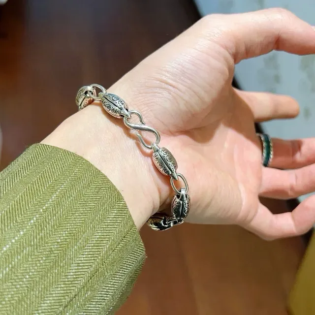 Gucci Silver Ornate Engraved Links Oval-Shaped Chain Bracelet 7