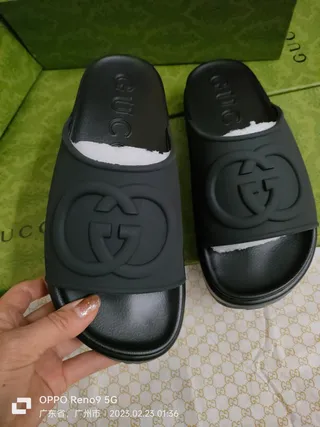 Gucci Slide Black Molded Rubber Interlocking G Logo Slippers 2