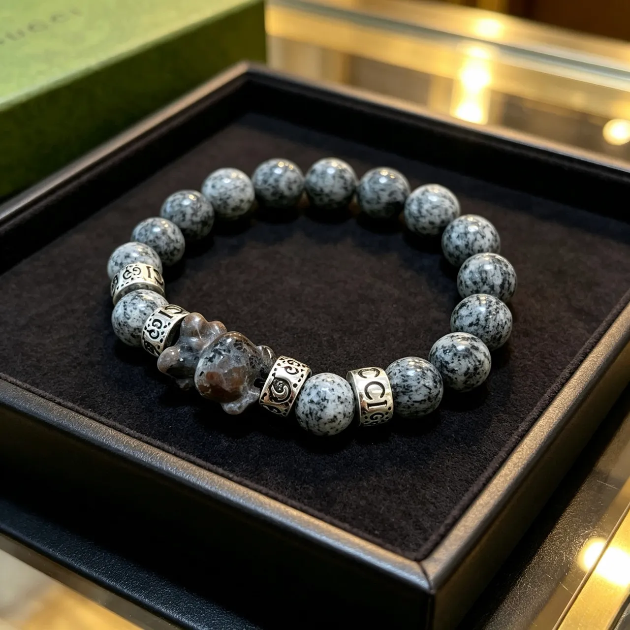 Gucci Speckled Stone and Silver-Tone Engraved Bead Bracelet 9