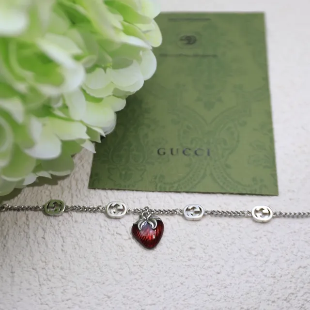 Gucci Charme Fraise Argent Chaîne Rouge à Maillons Charms G Entrelacés Bracelet 7