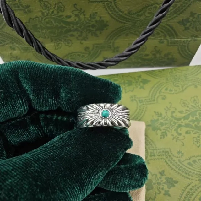 Gucci Sunburst-Engraved Turquoise Cabochon Ring 2