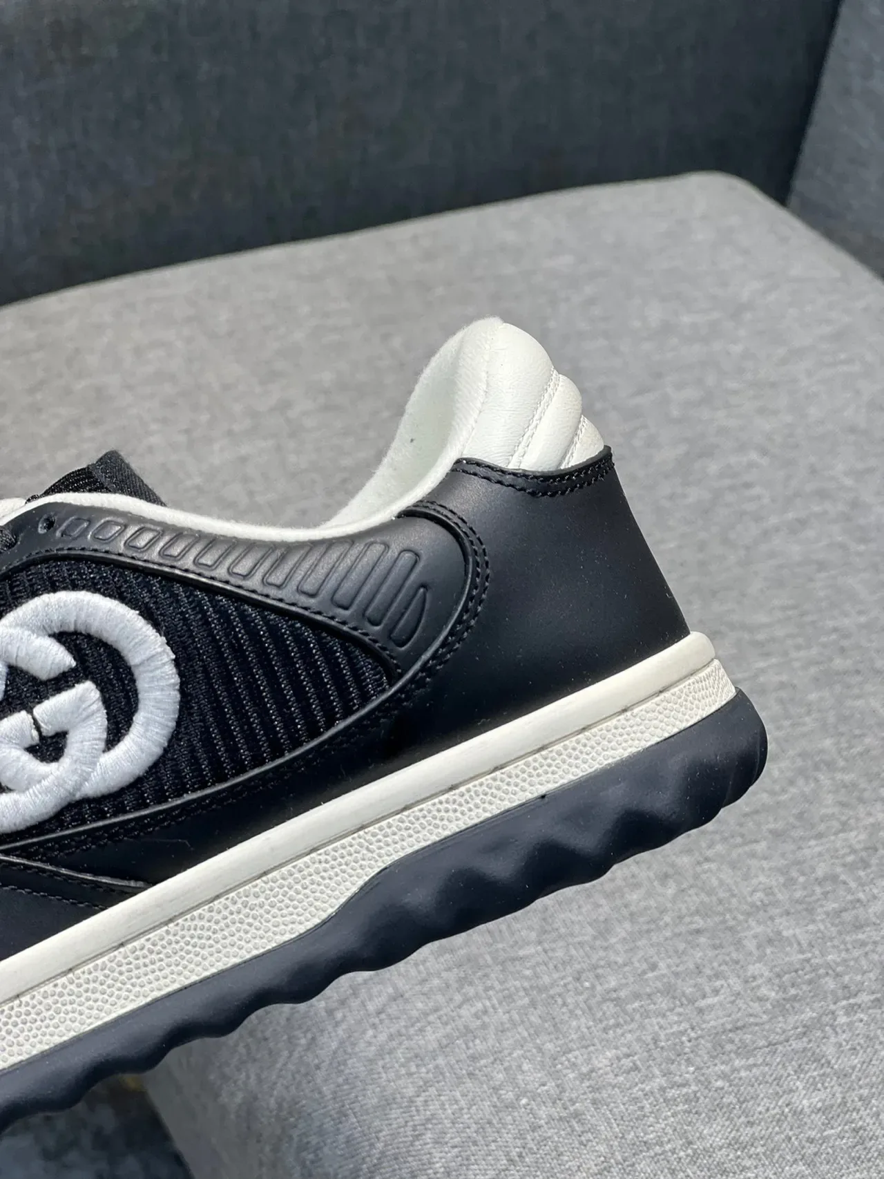Gucci Tennis 1977 Black and White Lifestyle Sneakers 8