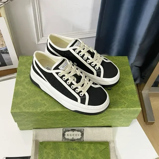 Gucci Tennis 1977 Black and White Lifestyle Sneakers 2