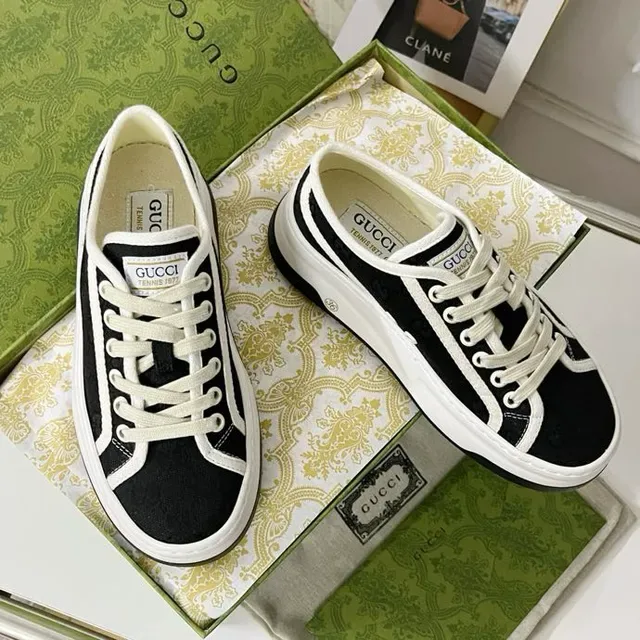 Gucci Tennis 1977 Black and White Lifestyle Sneakers 3