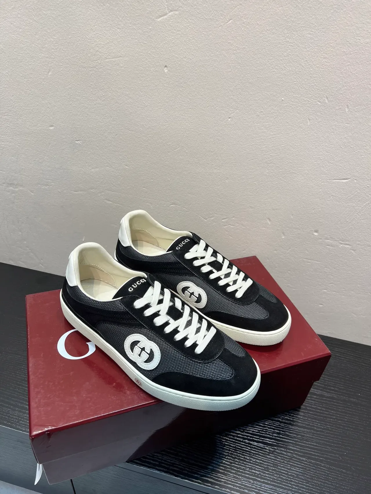 Gucci Tennis 1977 Black and White Lifestyle Sneakers 5