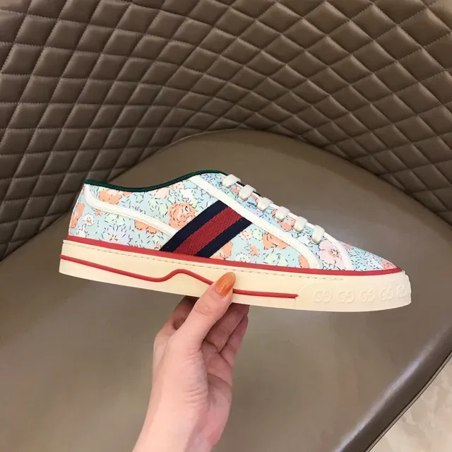 Gucci Tennis 1977 Floral Canvas Rayures Web Sneakers Lifestyle 1