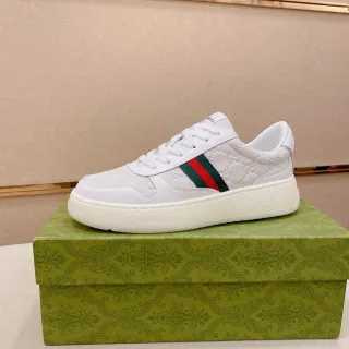 Gucci Tennis 1977 أبيض أخضر أحمر ويب حذاء رياضي أسلوب حياة