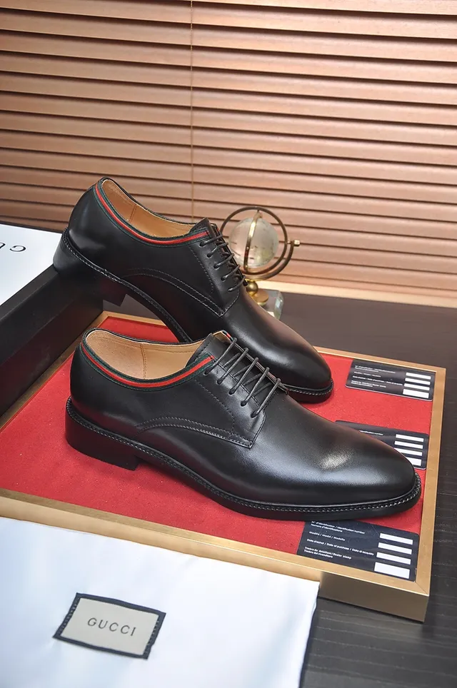 Gucci Web-Trimmed Oxford Noir Rouge cap-toe col Oxford chaussures 4