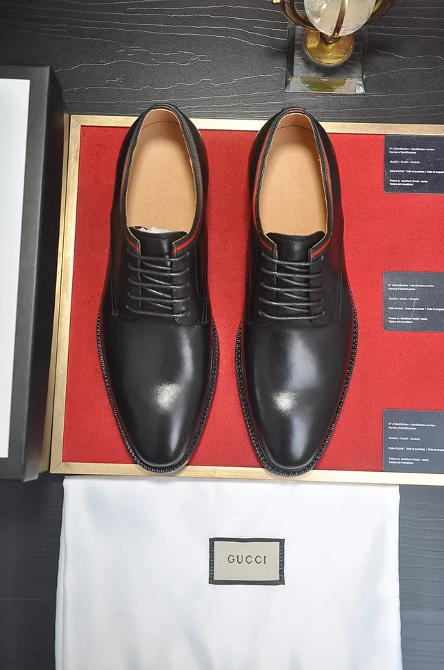 Gucci Web-Trimmed Oxford Noir Rouge cap-toe col Oxford chaussures 5