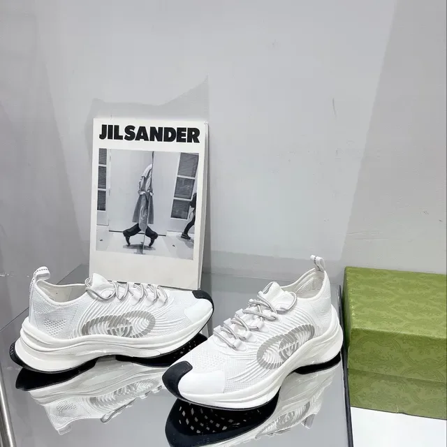 Gucci White Black Mesh-Knit Upper Sculpted Layered Midsole Lifestyle Sneakers 6