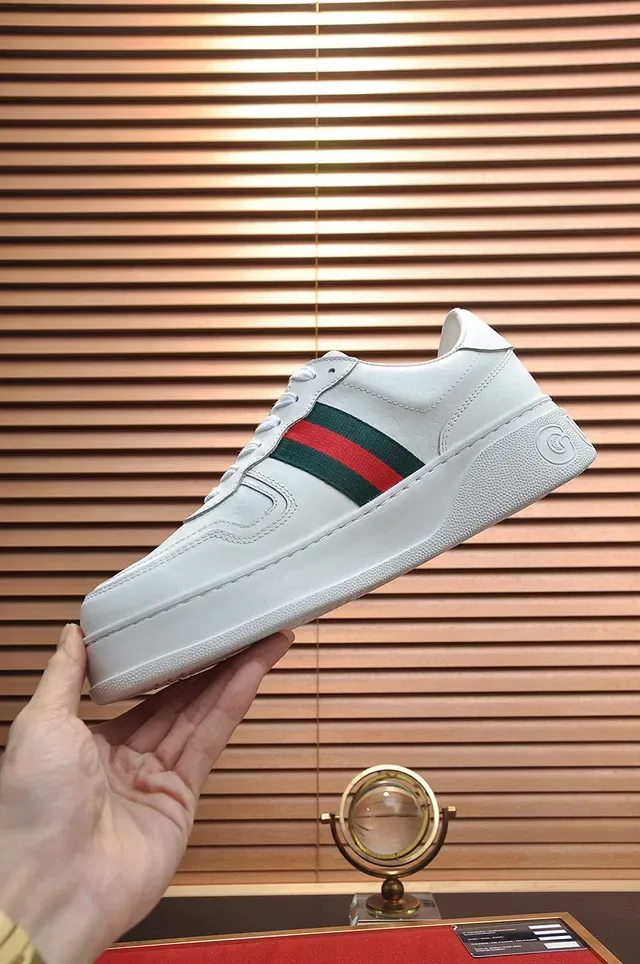 Gucci أبيض أخضر جلد Web Stripe Side Panel Lifestyle Sneakers 6
