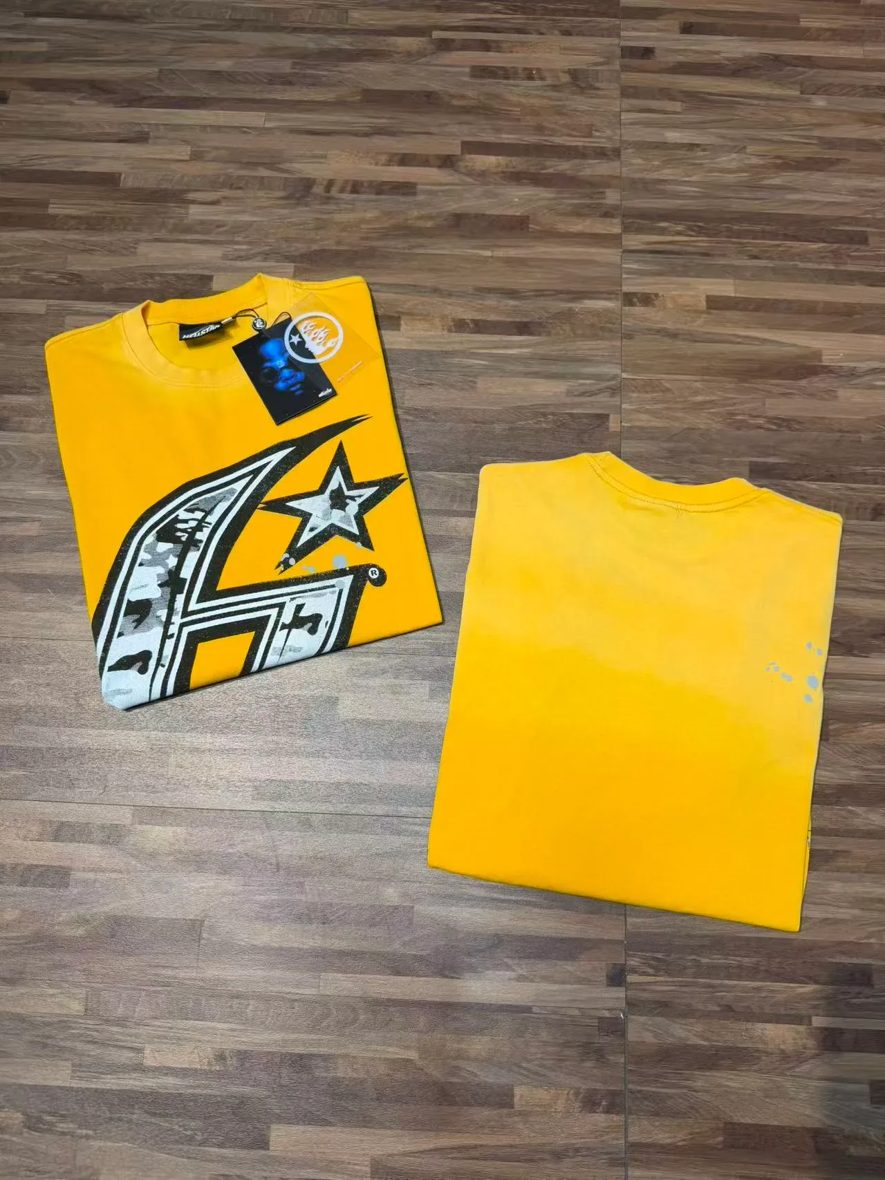 Camiseta oversized amarilla con estampado gráfico Hellstar 7