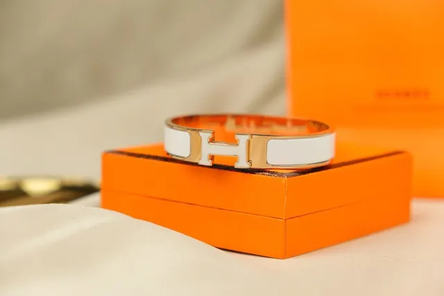 Hermès Clic H White Enamel Rose Gold-Tone Bracelet 3