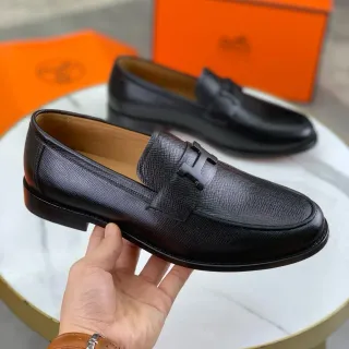 Hermès H-Buckle Mocassim Couro Preto Texturizado
